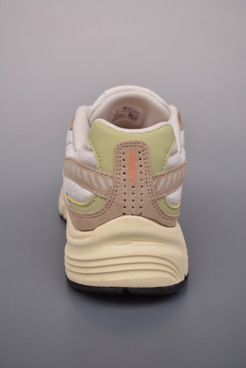 Nike Initiator P-6000 view