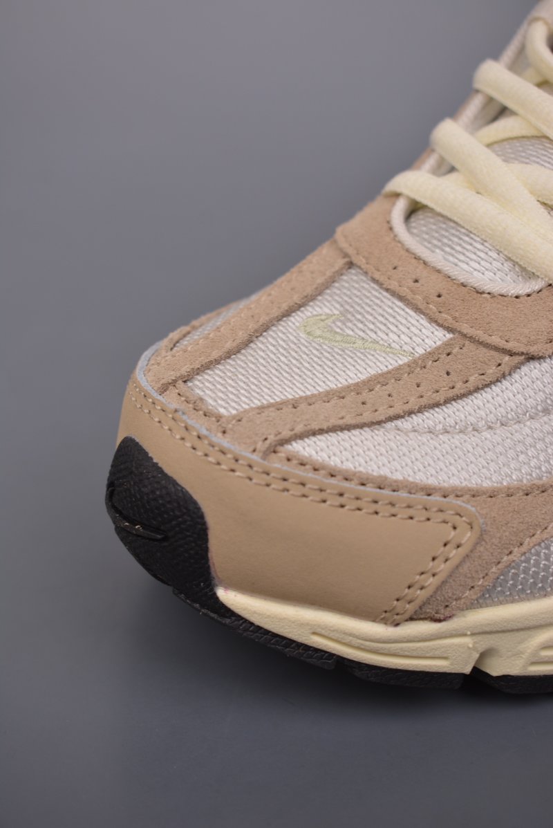 Nike Initiator P-6000 view