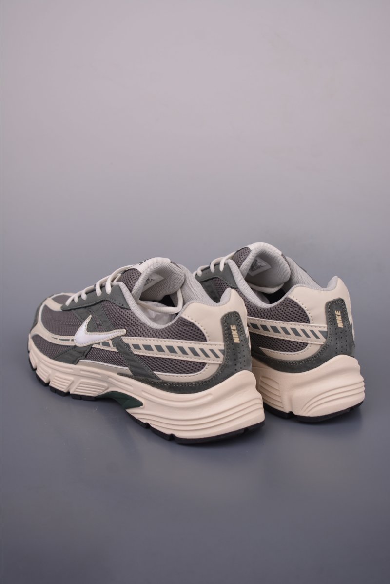 Nike P-6000 view