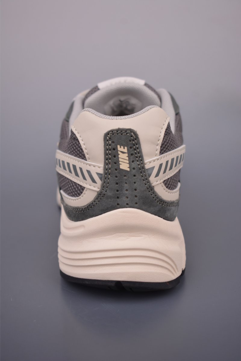 Nike P-6000 view