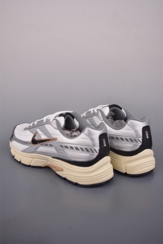 Nike P-6000 view 2
