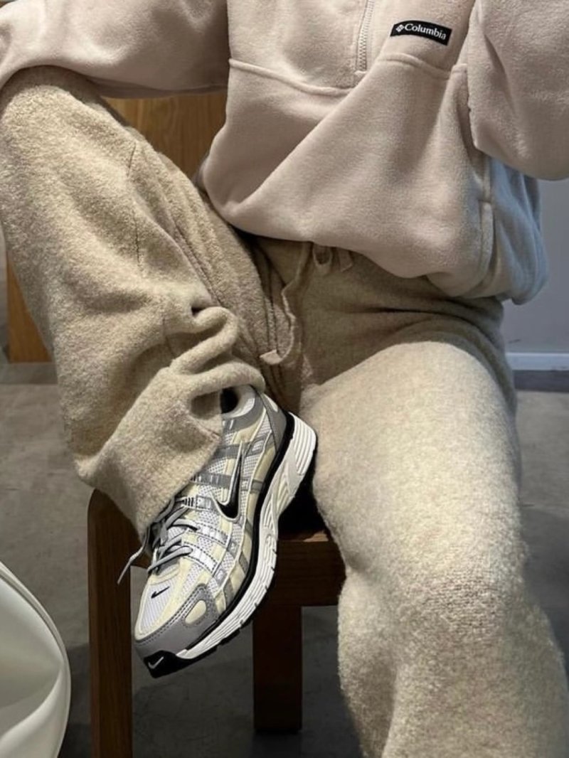 Nike Initiator Running view