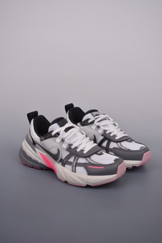 Nike V2K Runtekk 'Grey / Pink' view 1