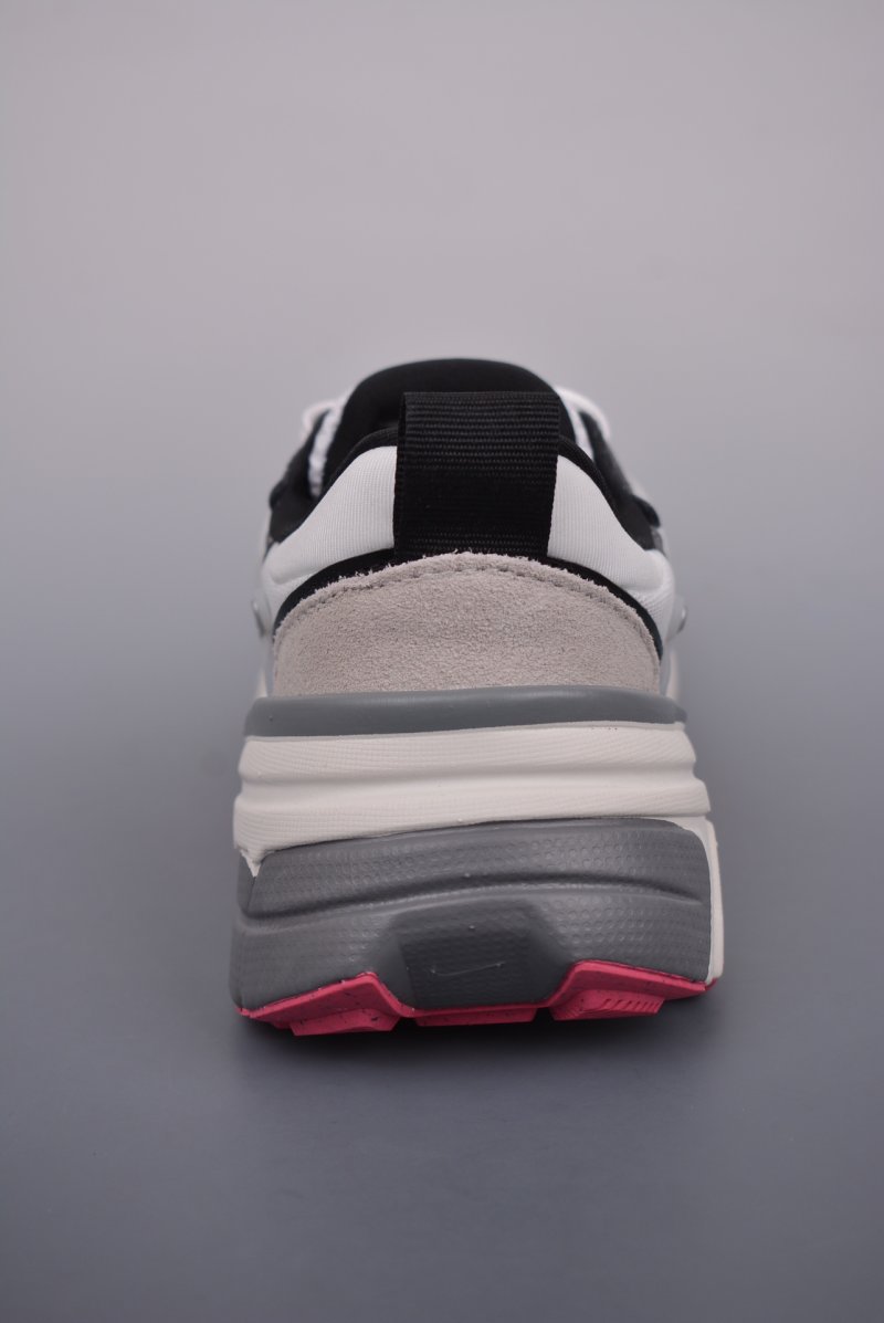 Nike V2K Runtekk 'Grey / Pink' view