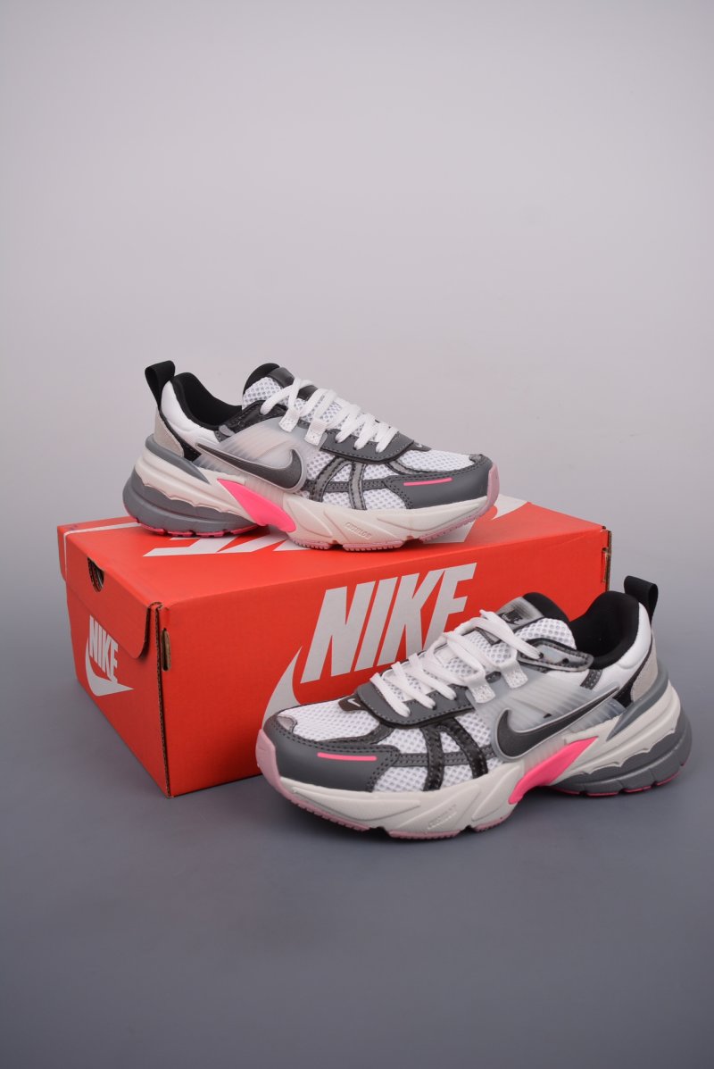 Nike V2K Runtekk 'Grey / Pink' view