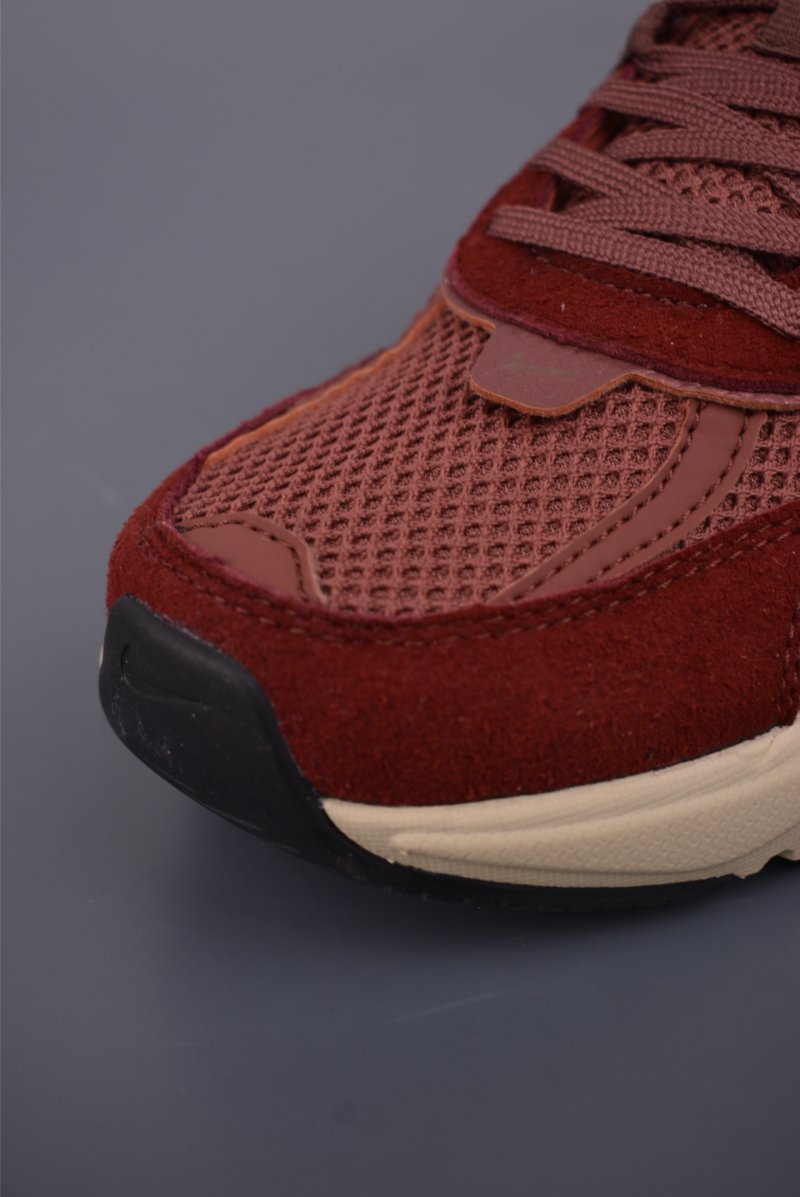 Nike V2K Runtekk view