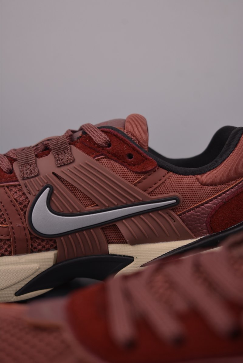 Nike V2K Runtekk view