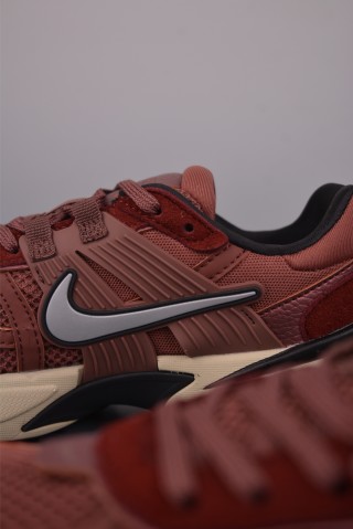 Nike V2K Runtekk view 8