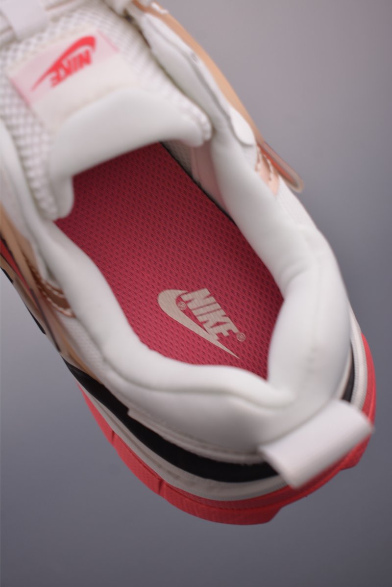 Nike V2K Runtekk view