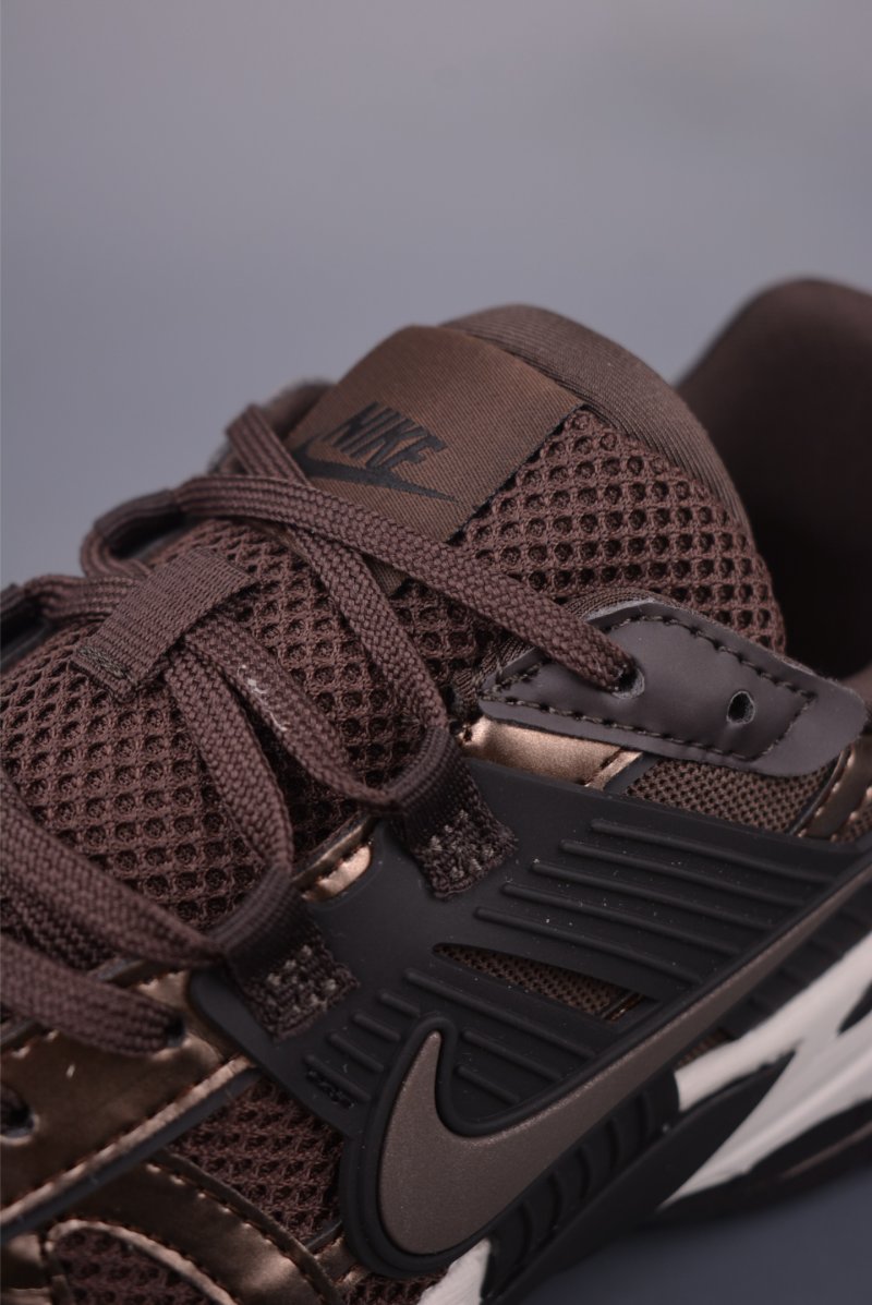 Nike V2K Runtekk view