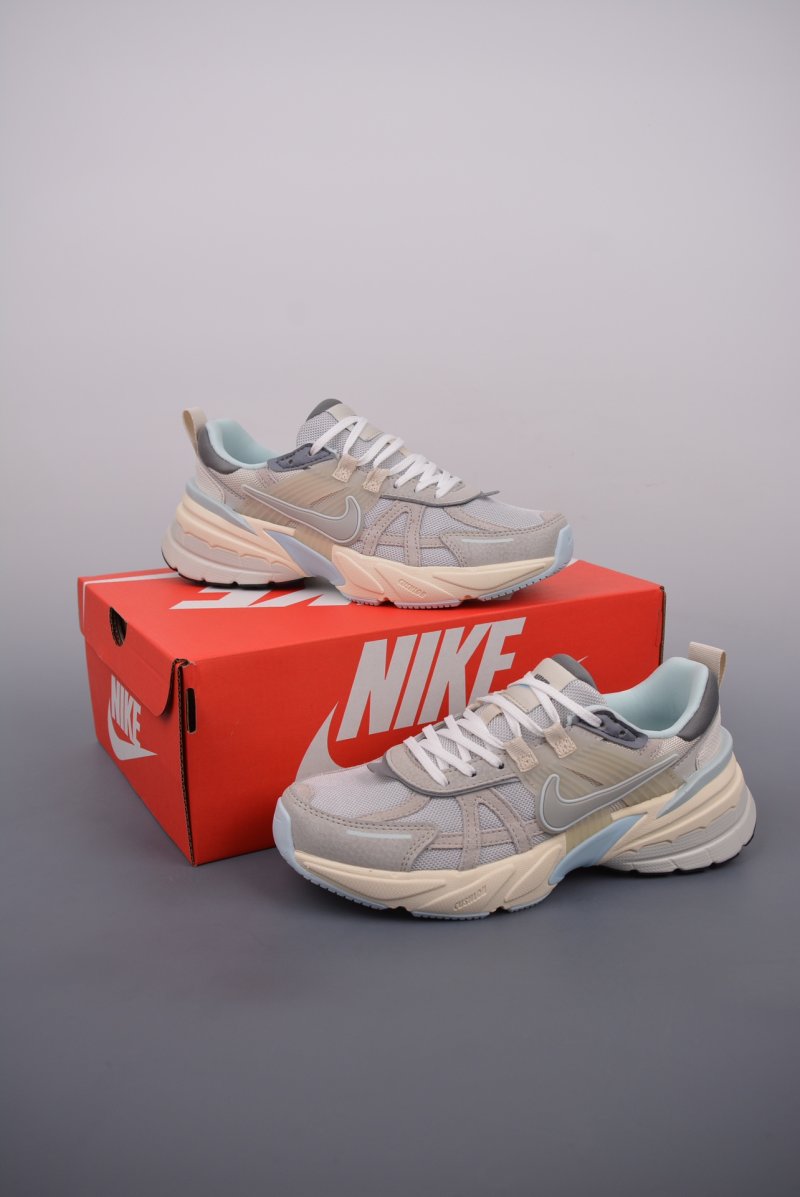 Nike V2K Runtekk 'Grey / Blue' view