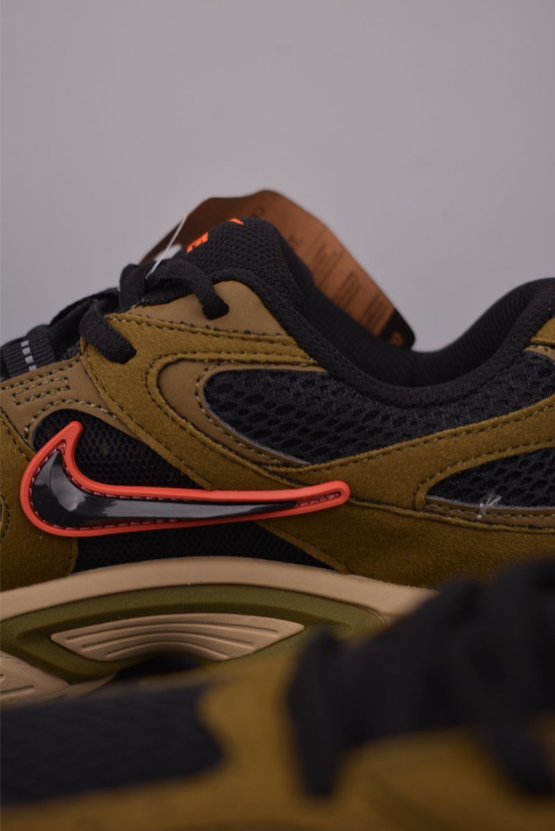 Nike V5 RNR view