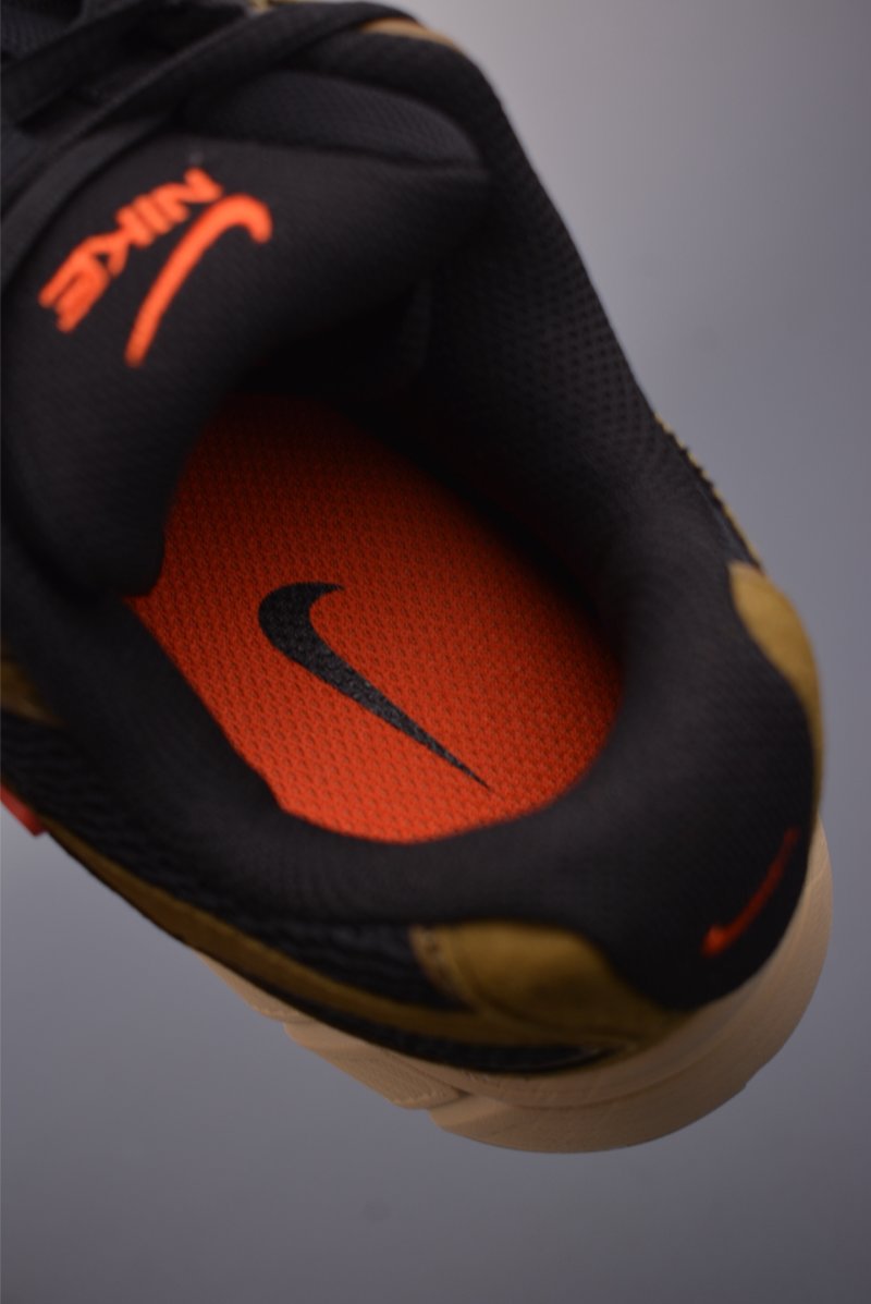 Nike V5 RNR view