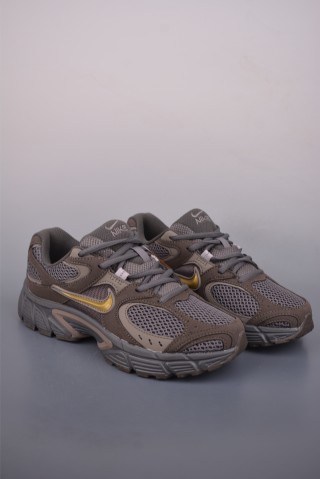 Nike V5 RNR view 1
