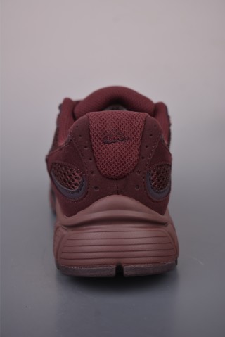 Nike V5 RNR view 4