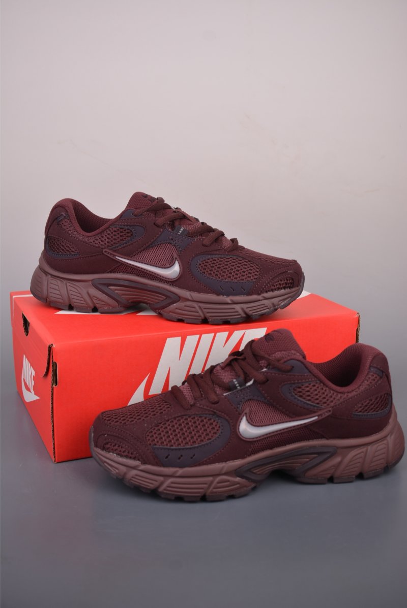 Nike V5 RNR view