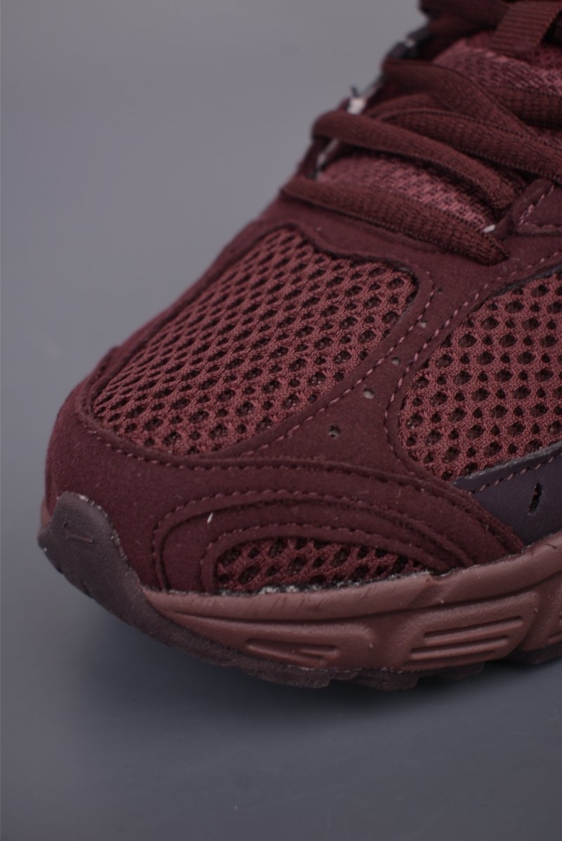 Nike V5 RNR view