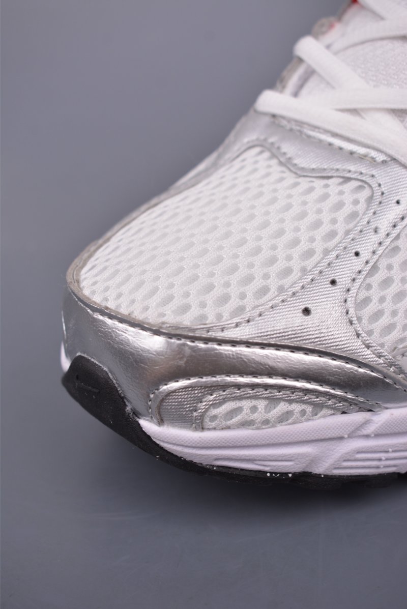Nike V5 RNR view
