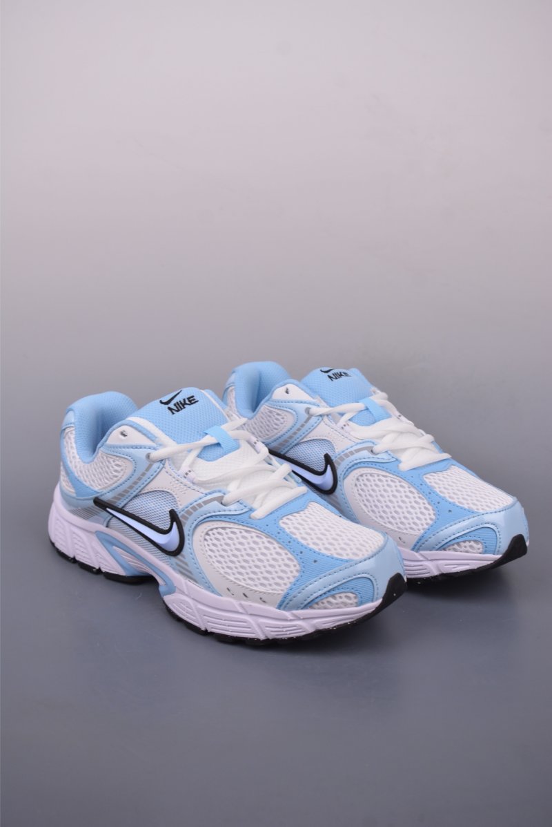Nike V5 Runner