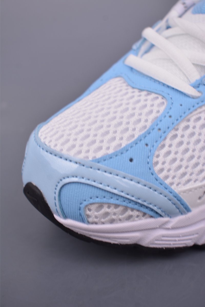 Nike V5 Runner view