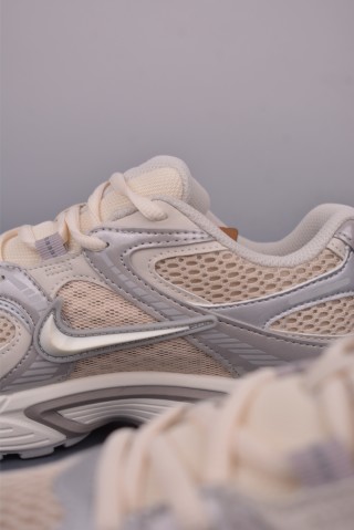 Nike V5 Runner view 8