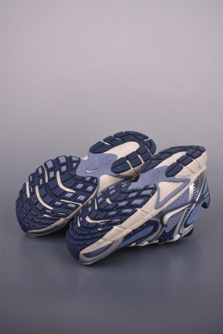 Nike V5 Runner view 3