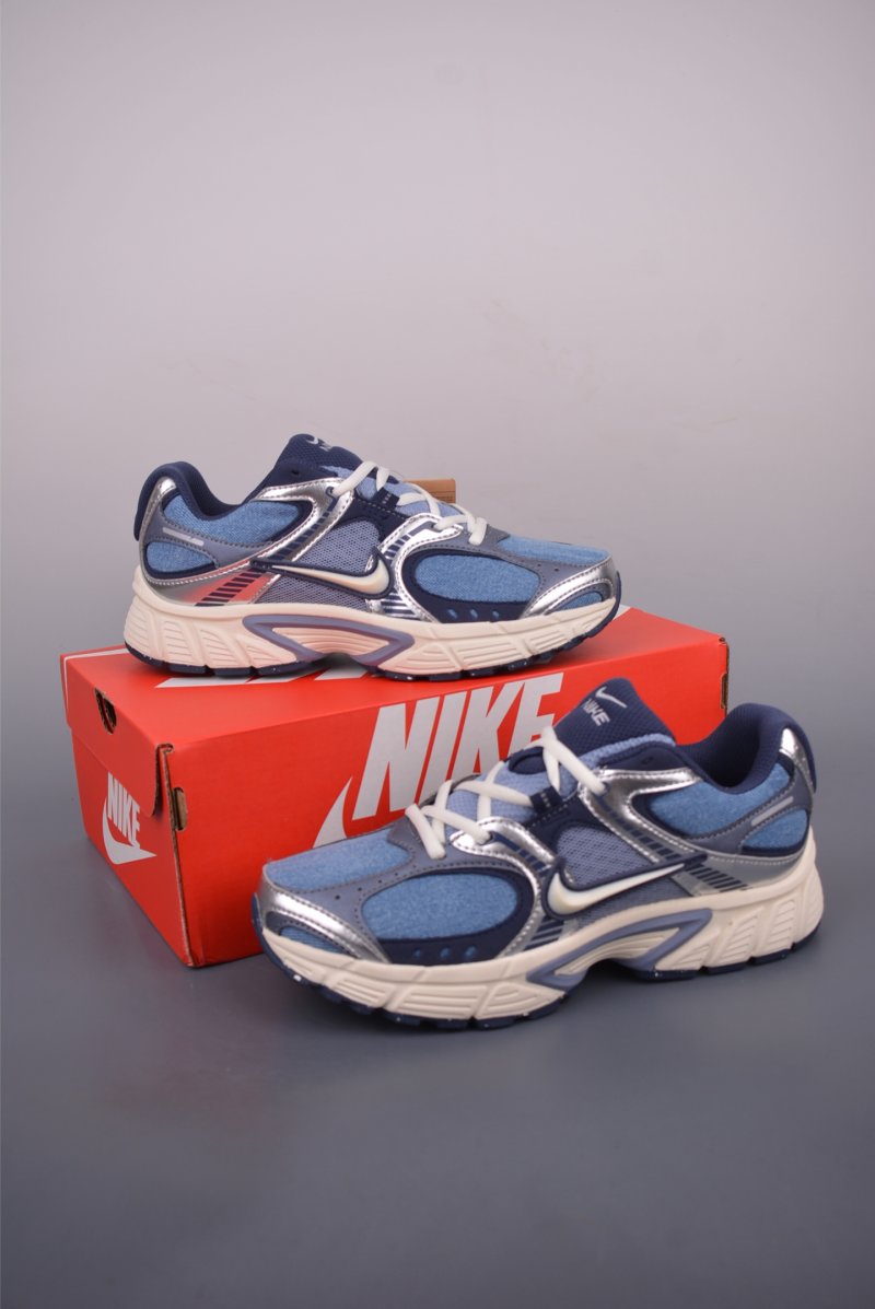 Nike V5 Runner view