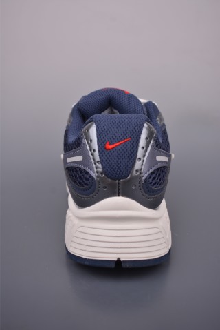 Nike V5 Runner view 4