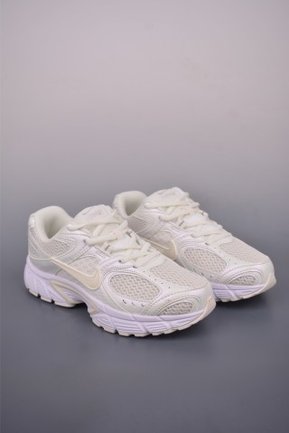 Nike V5 Runner