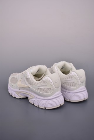 Nike V5 Runner view 2