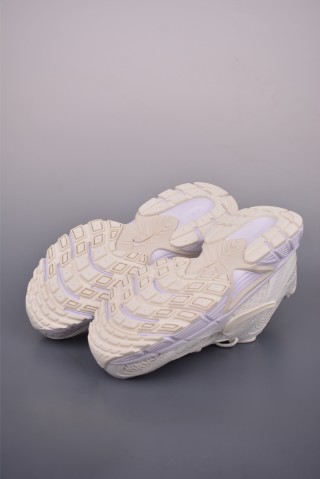 Nike V5 Runner view 3
