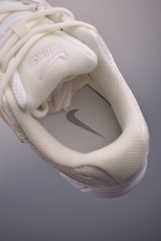 Nike V5 Runner view 9