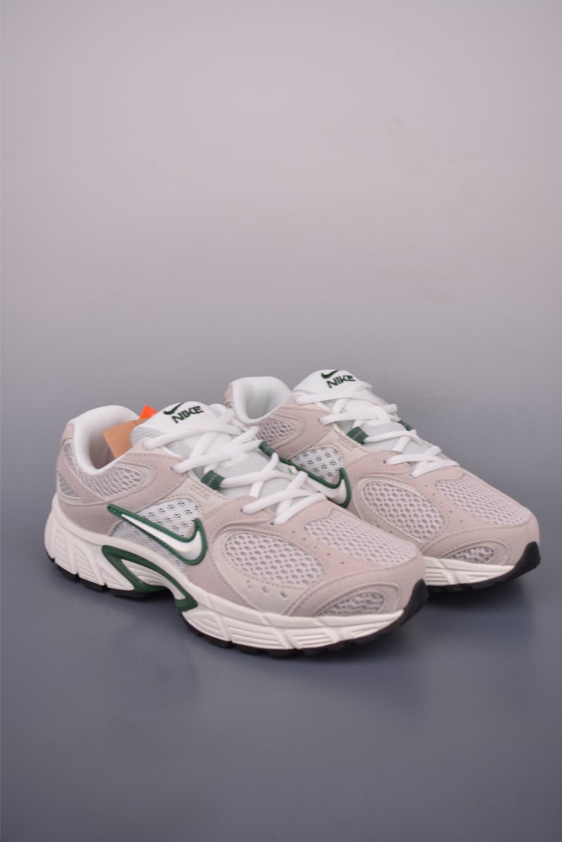 Nike V5 Runner