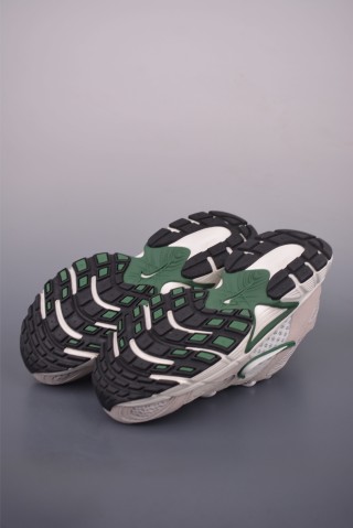 Nike V5 Runner view 3