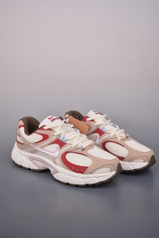 Nike V5 Runner