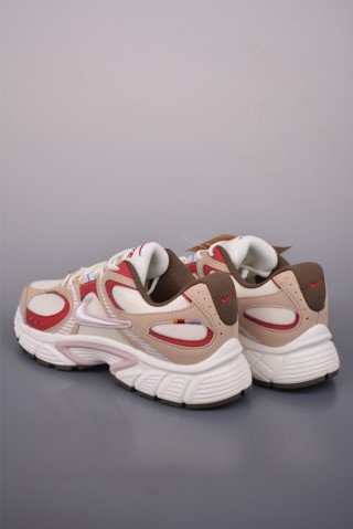 Nike V5 Runner view 2