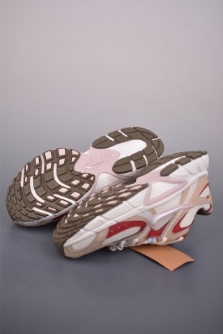 Nike V5 Runner view 3