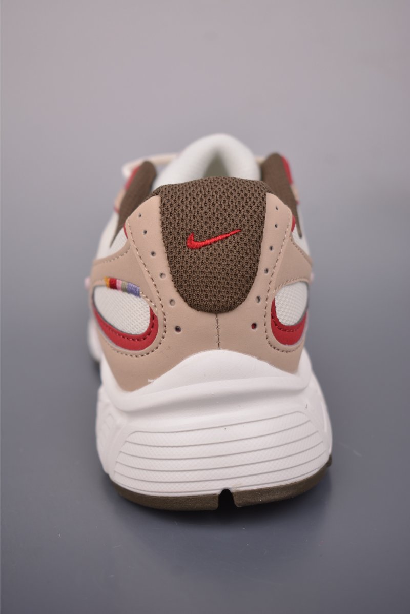 Nike V5 Runner view