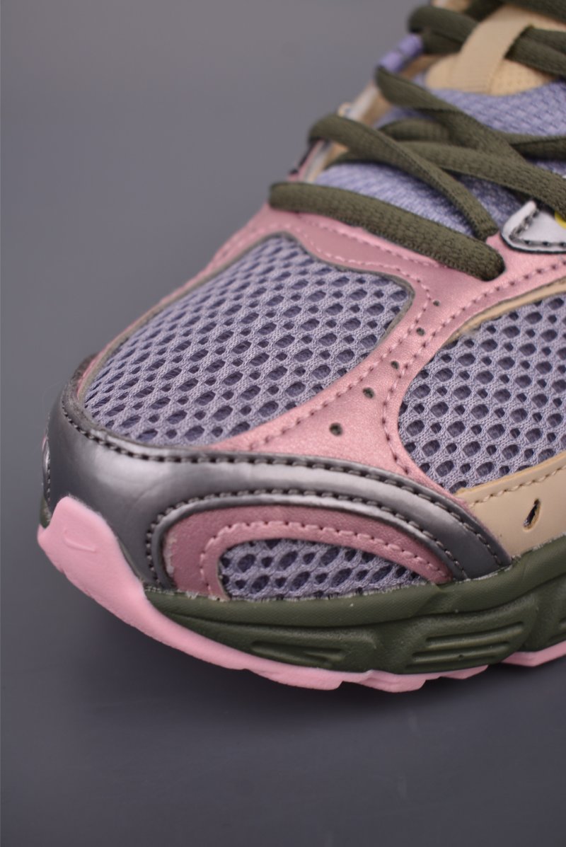 Nike V5 Runner view