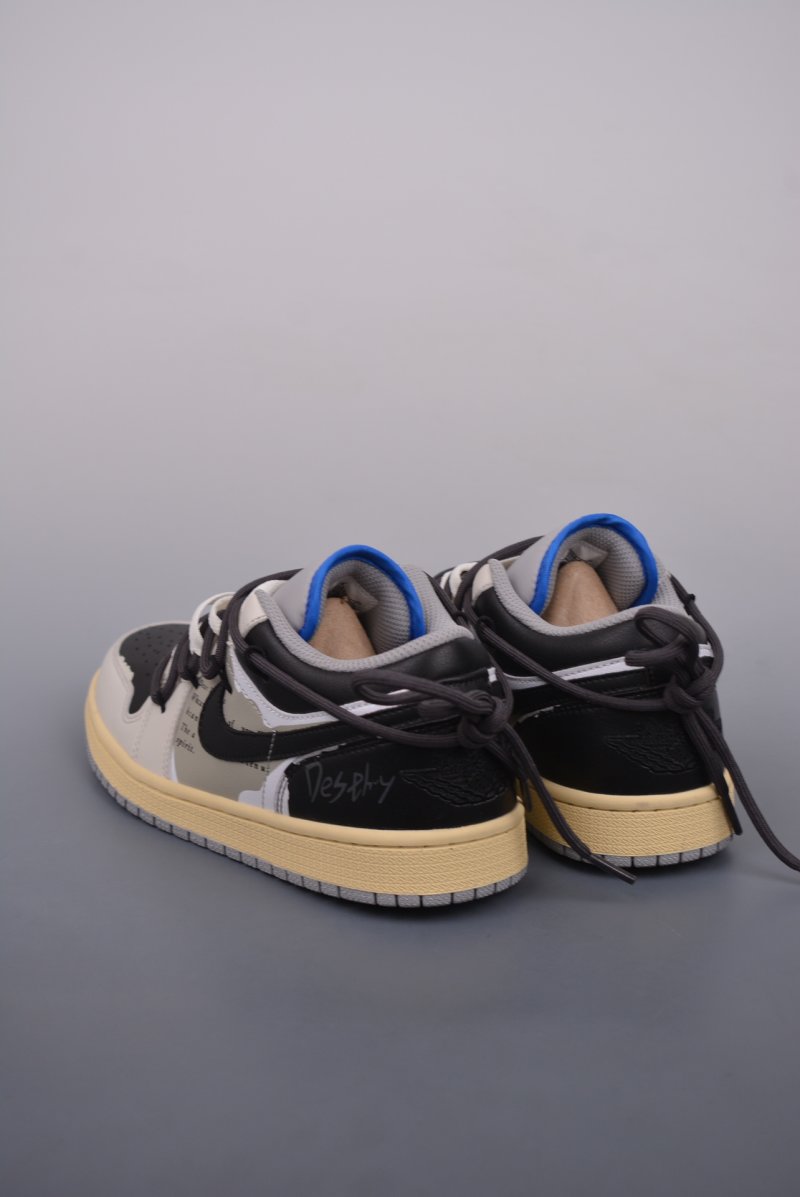 Air Jordan 1 Low view