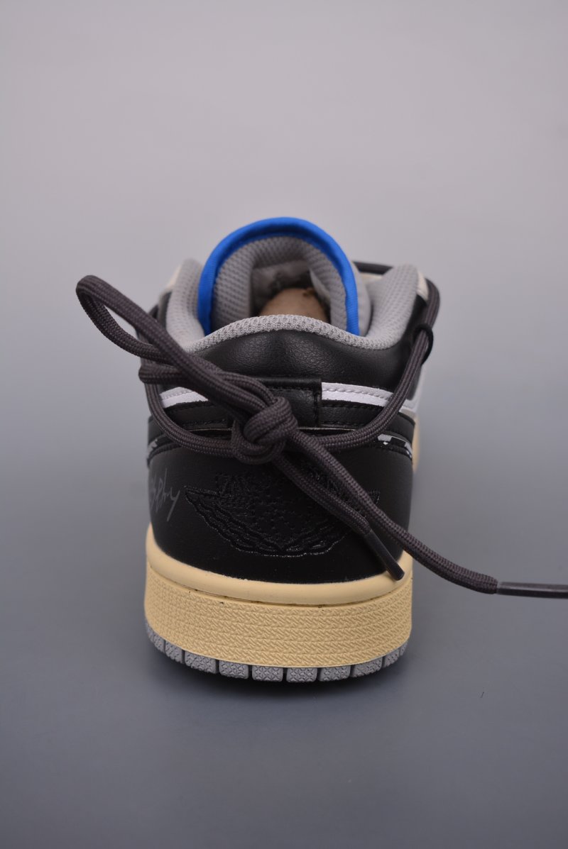 Air Jordan 1 Low view