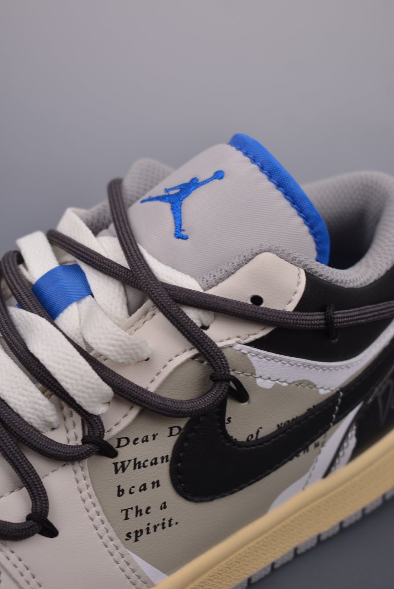 Air Jordan 1 Low view