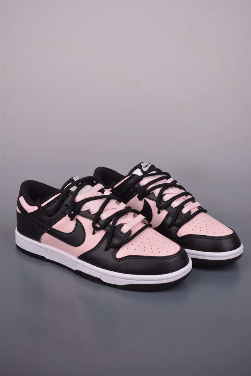 Nike Air Force 1 Low 'Black / Pink'
