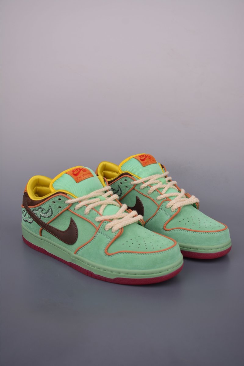 Nike Dunk SB Low Shenron 'Black'