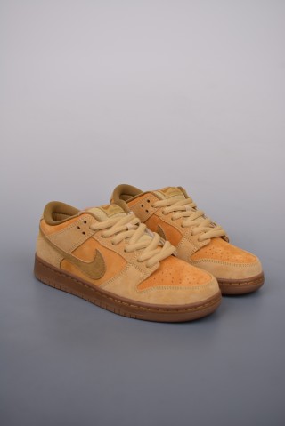 Nike SB Dunk Low 'Yellow' view 1