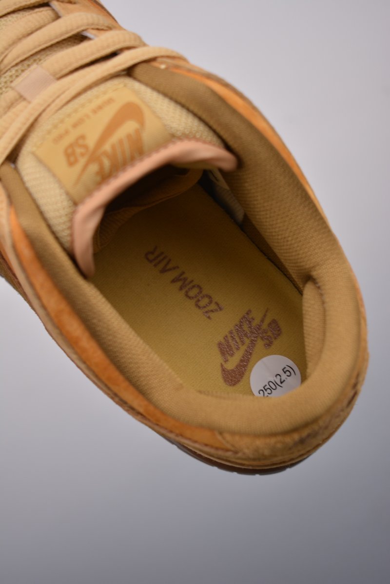 Nike SB Dunk Low 'Yellow' view