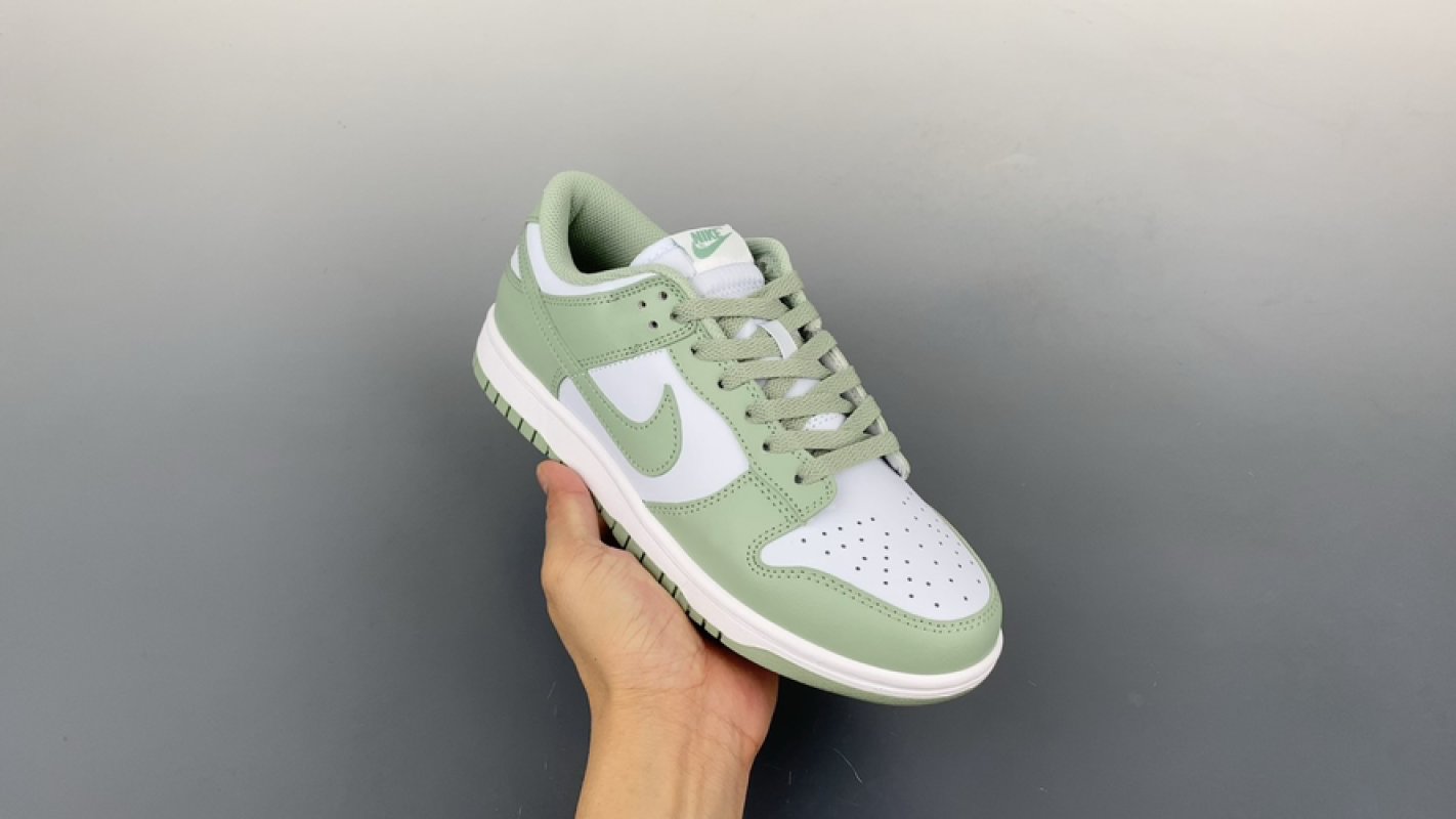 Nike SB Dunk Low 'White / Green'