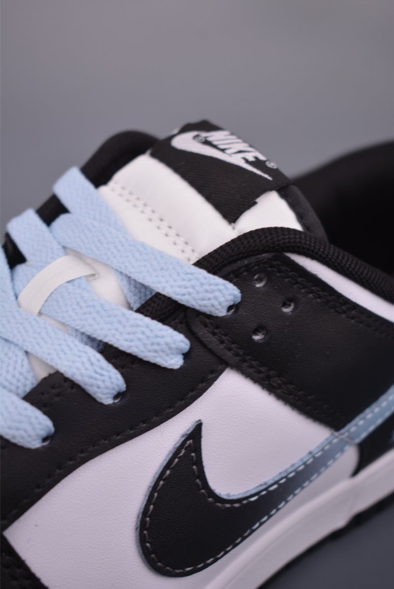 Nike SB Dunk Low Ample view