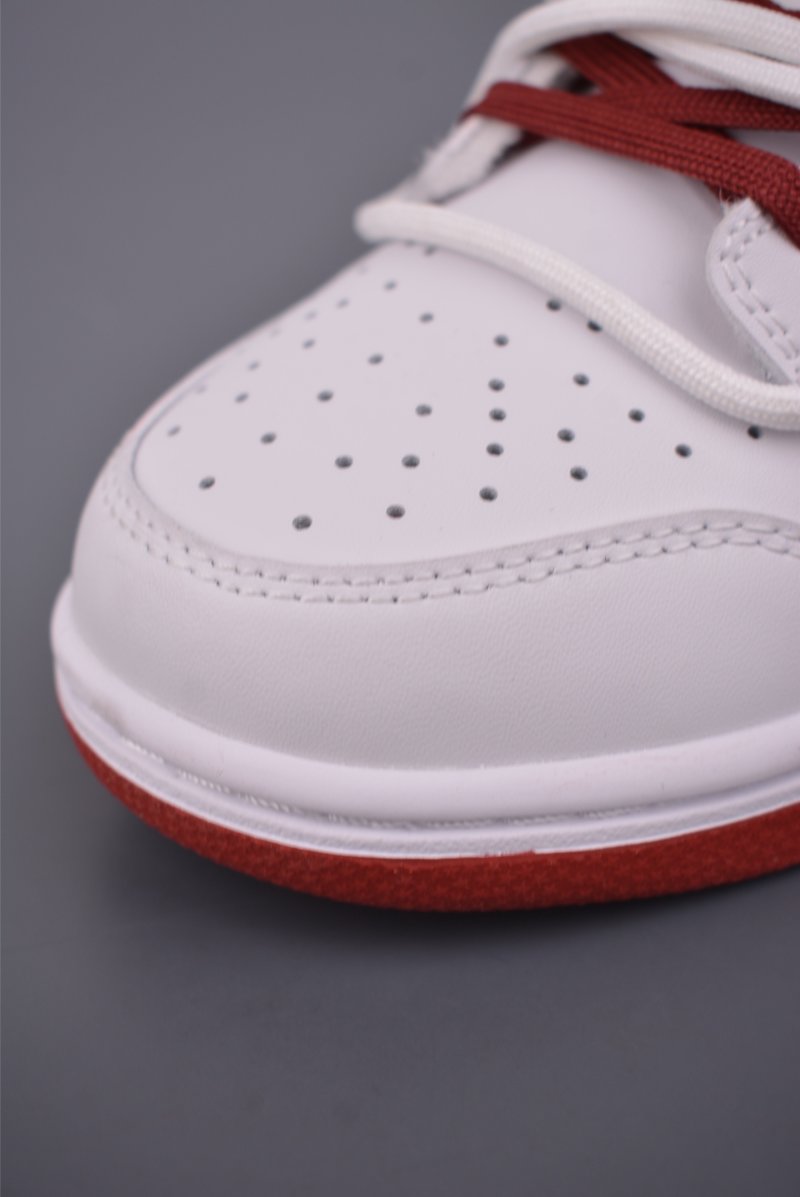 Nike SB Dunk Low AMPR Deconstruct view