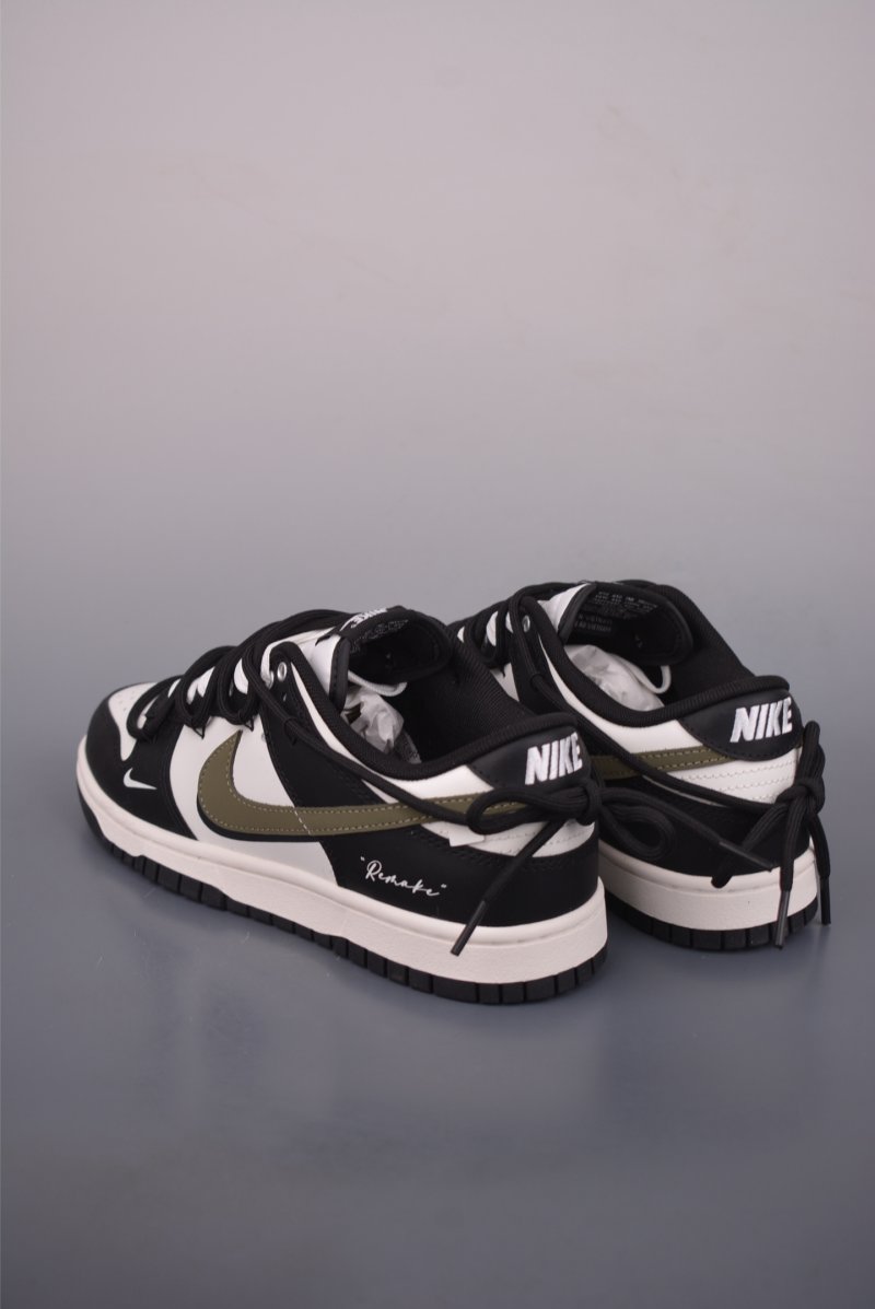 Nike SB Dunk Low Deconstruct view